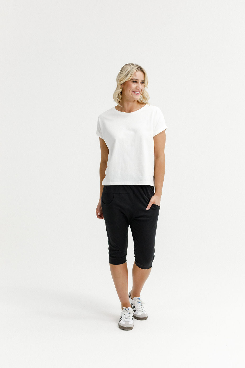 3/4 Apartment Pants - Black with Matte Black X
