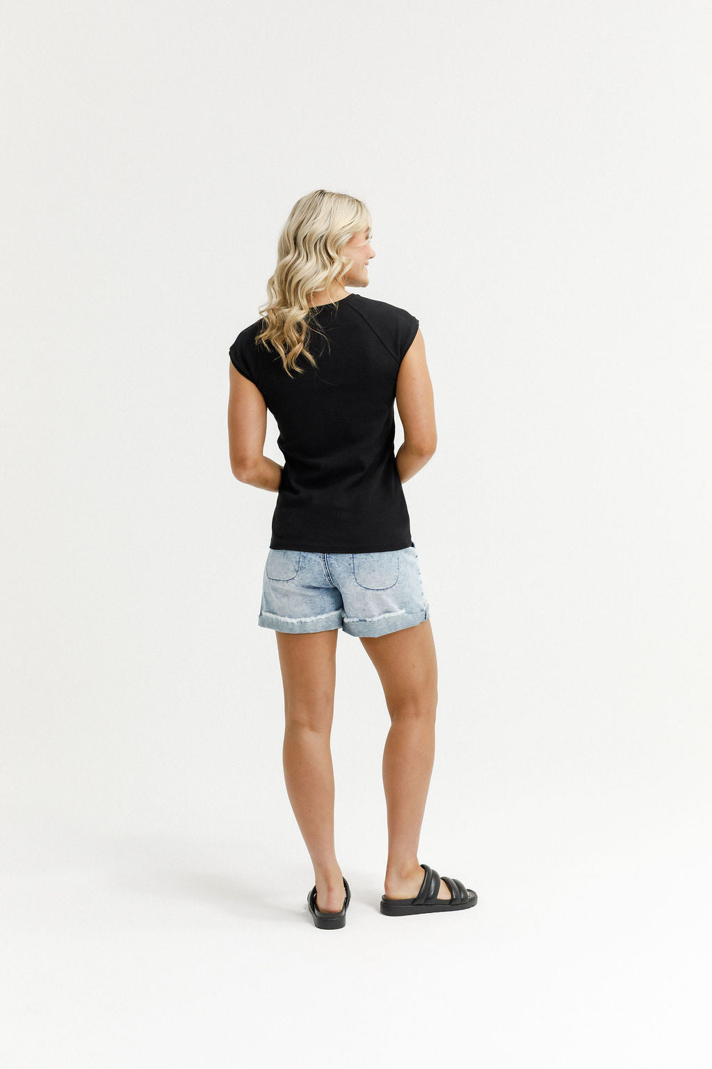 Ribbed Raglan Tee - Black