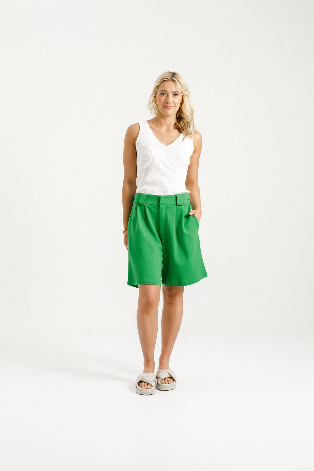 Finley Shorts - Kelly Green