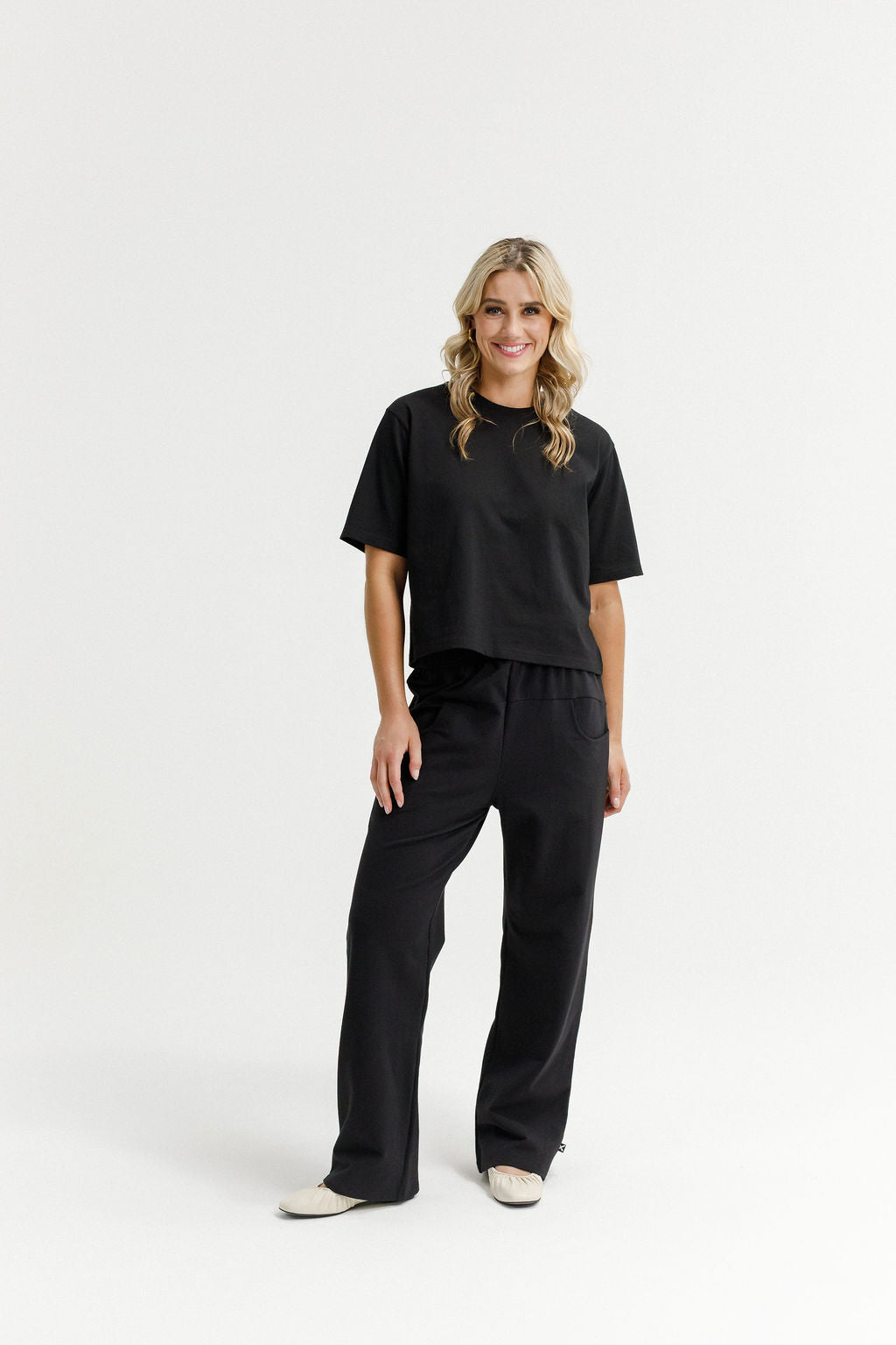 Avenue Pants - Black with Graphite Daisy X