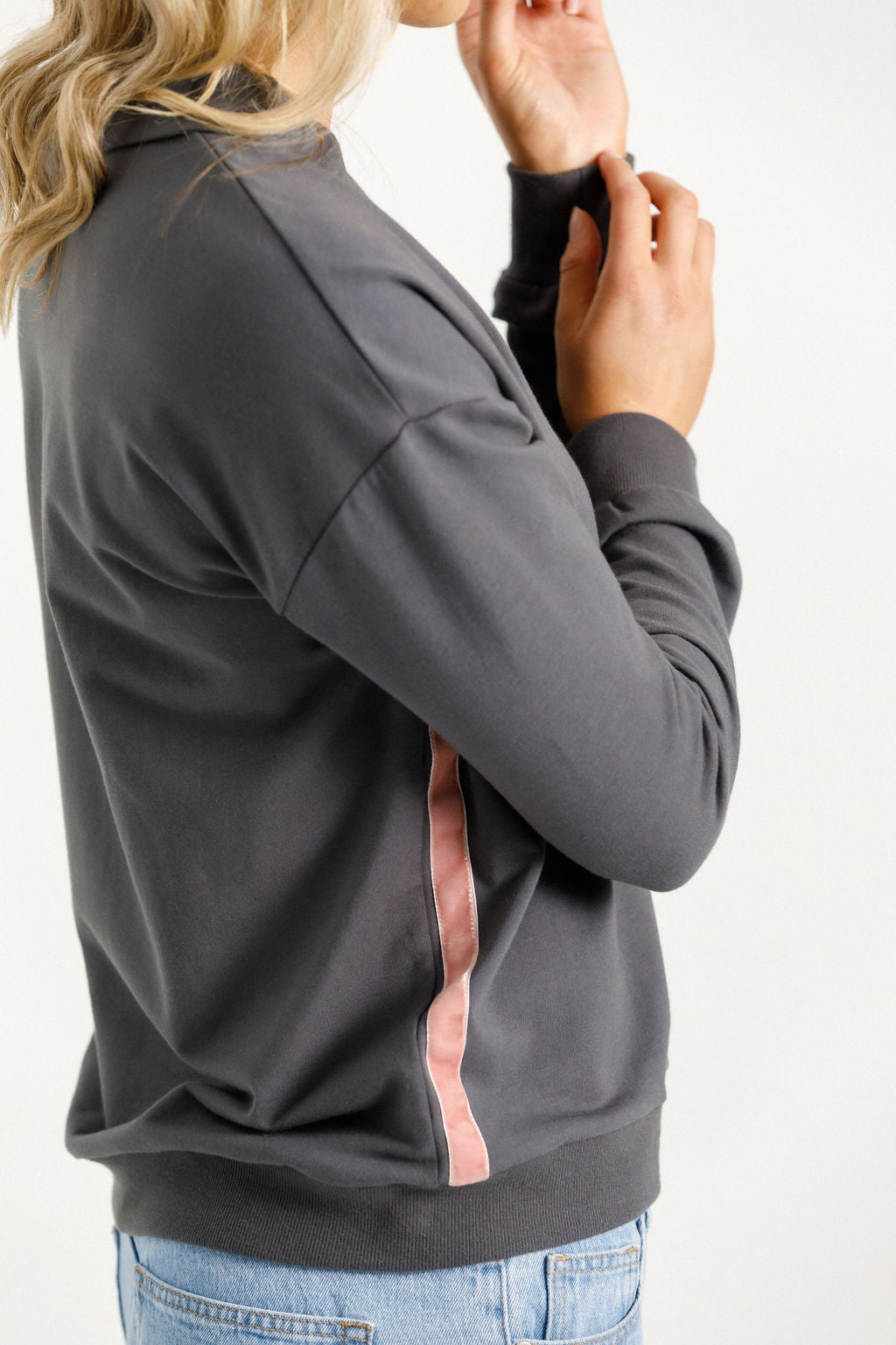 Camilla Collar Crew - Graphite with Blossom Velvet Ribbon
