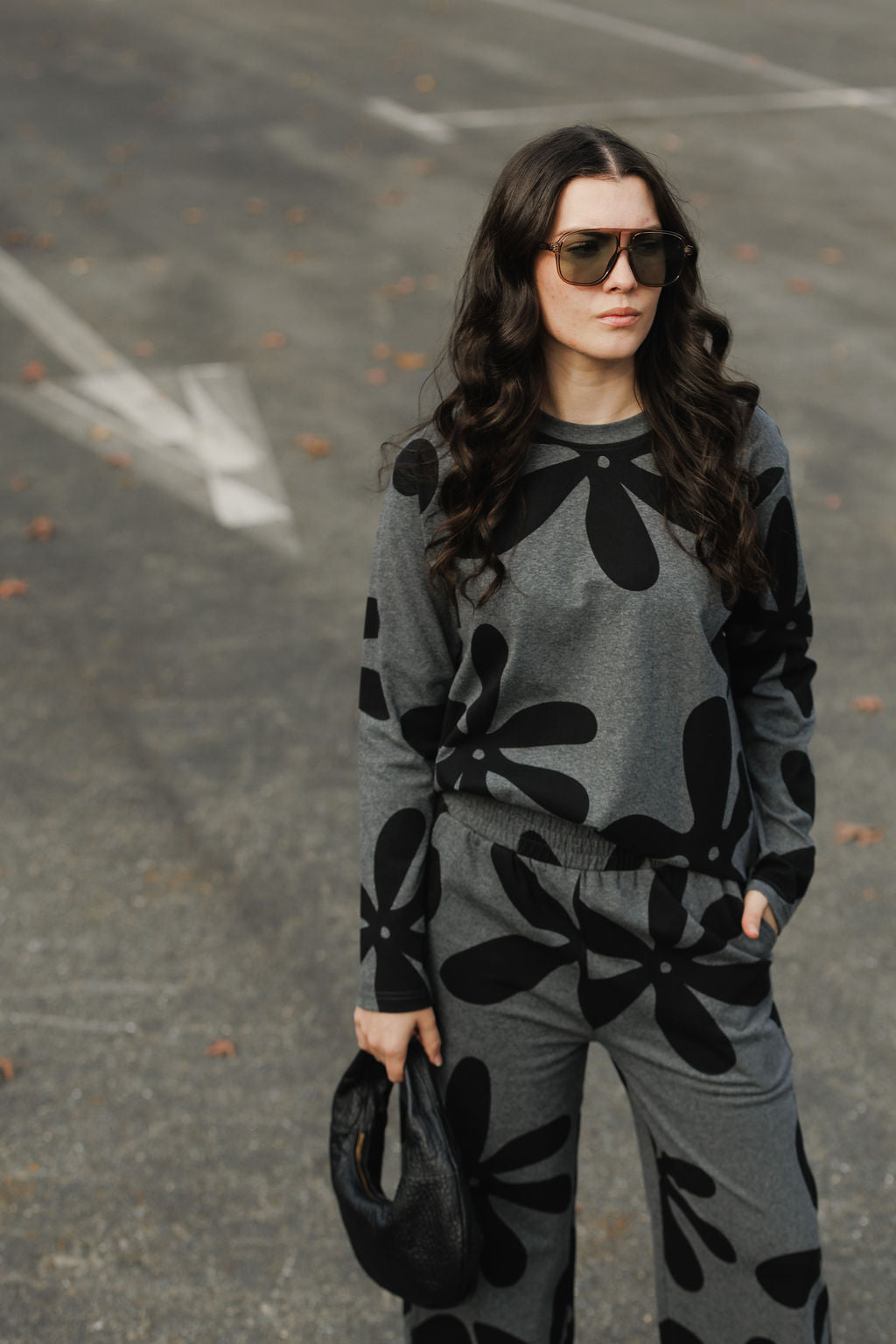 Long Sleeve Chris Tee - Graphite Daisies