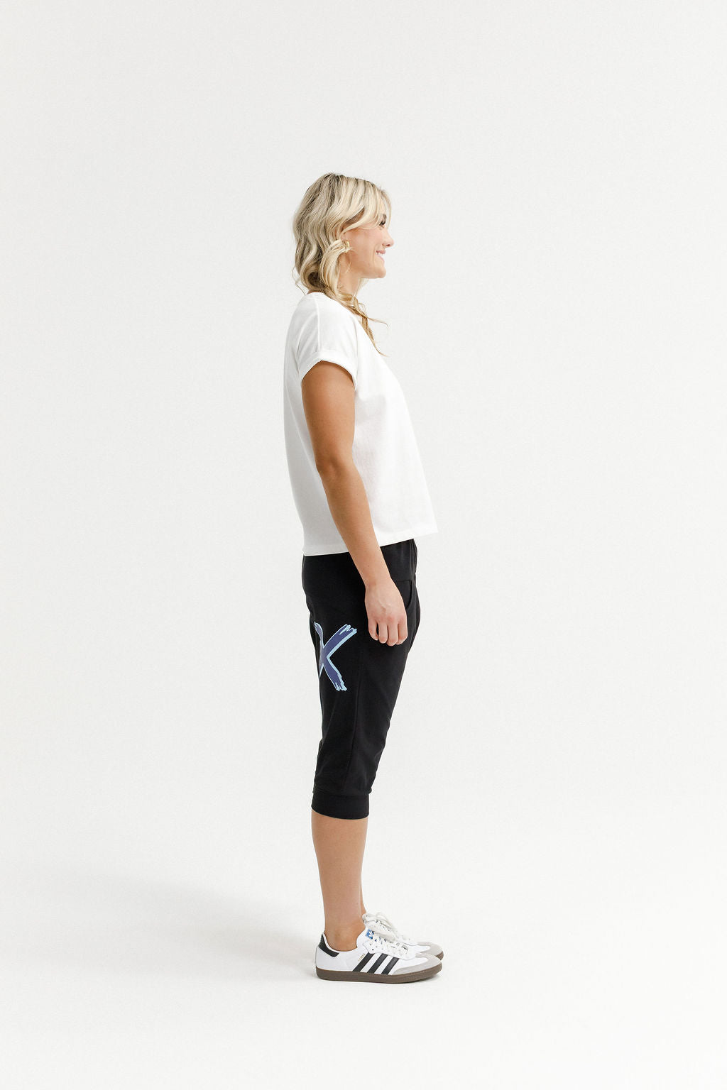 Coming Soon - 3/4 Apartment Pants - Black with Marine Blue Shadow X