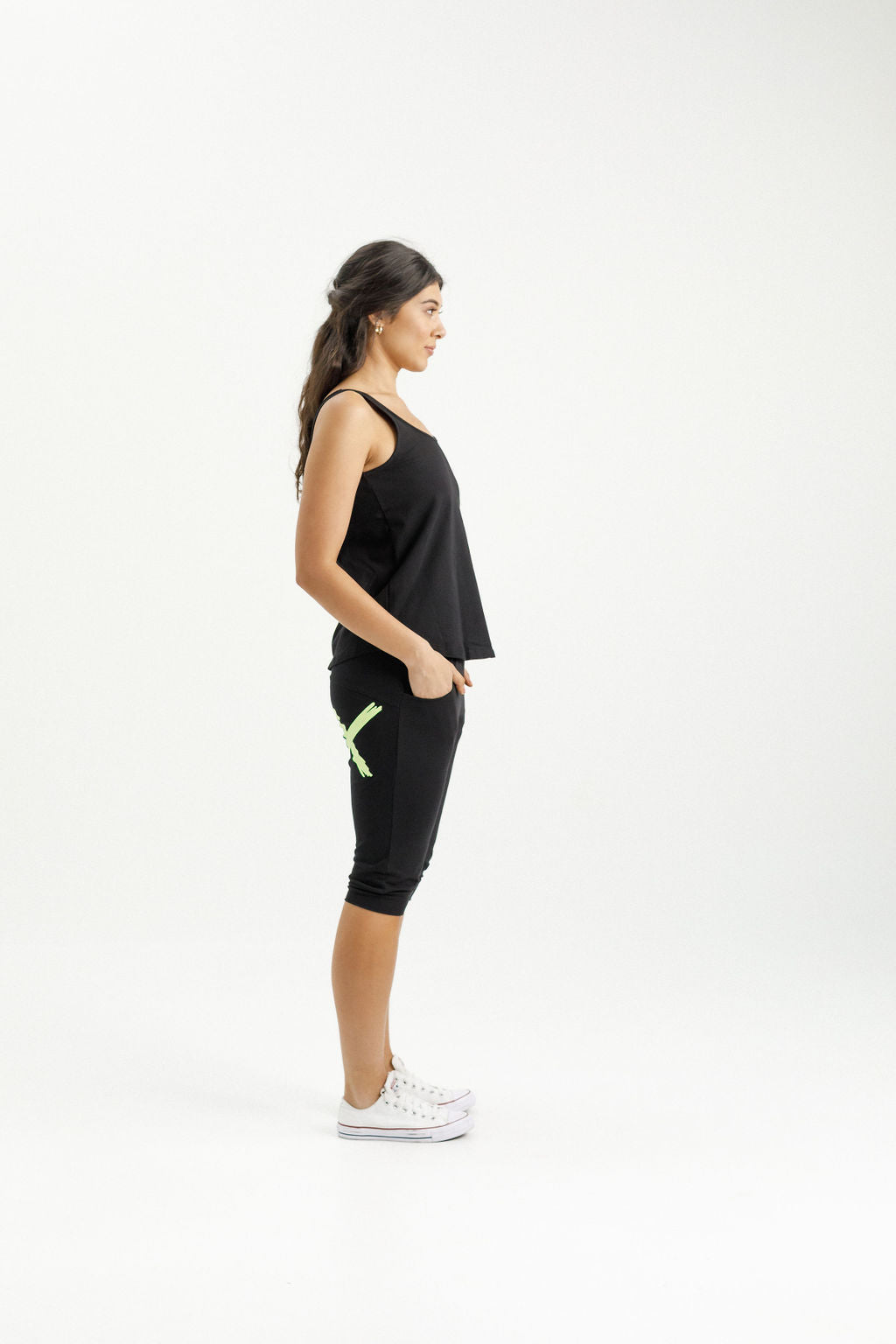 3/4 Apartment Pants - Black with Lime X