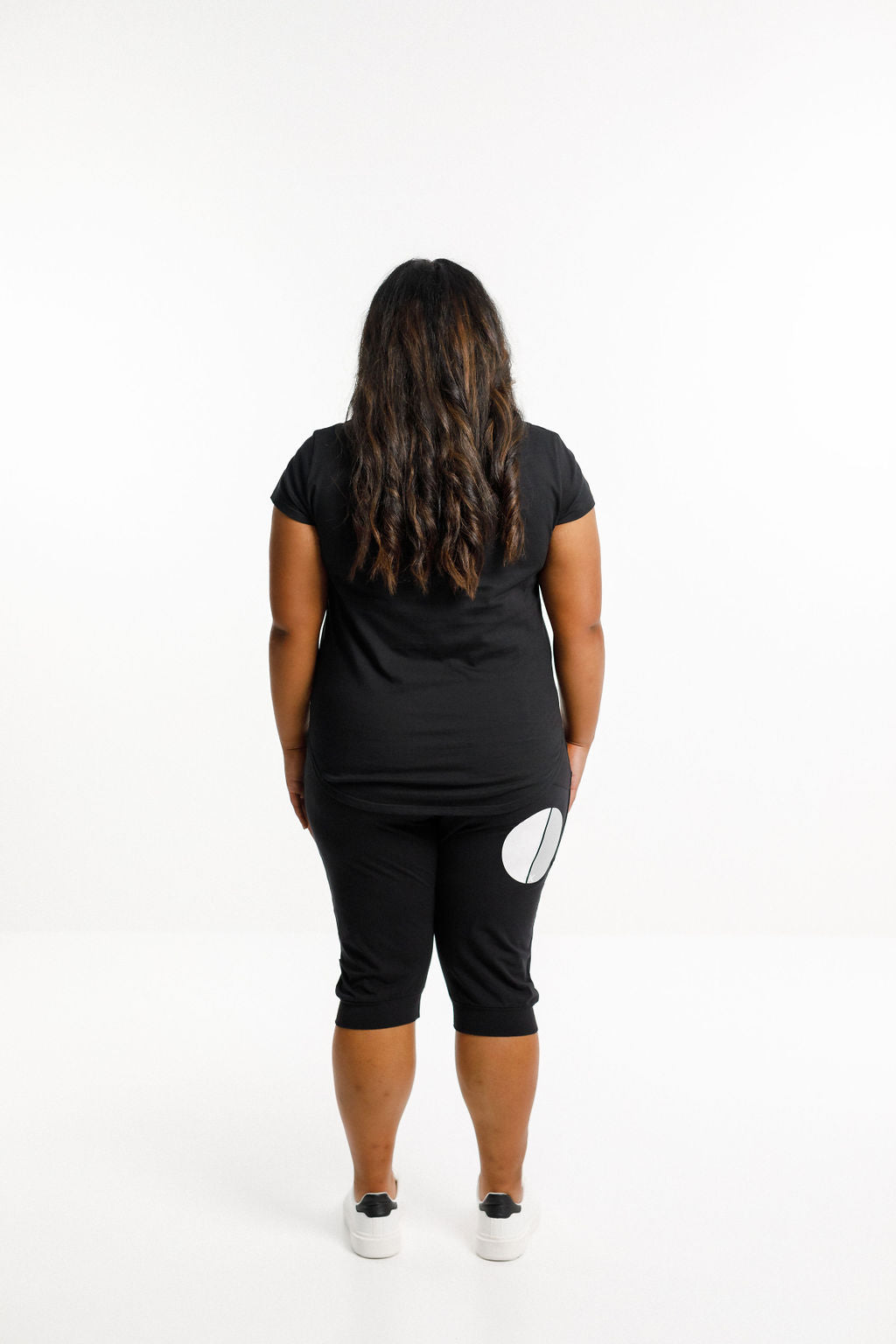 3/4 Apartment Pants - Black with White/Grey Circle Dot