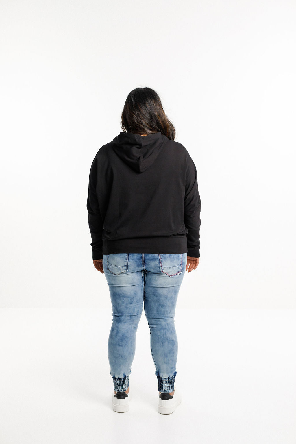 Ellen Tee - Black