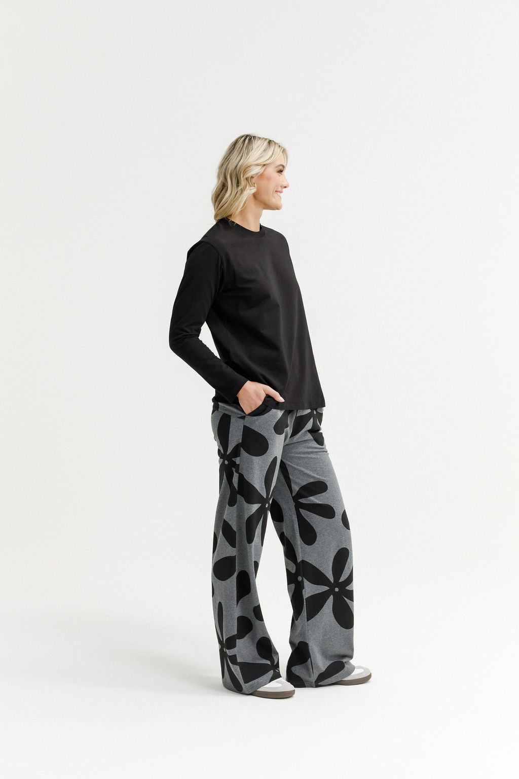Palazzo Pants - Graphite Daisies