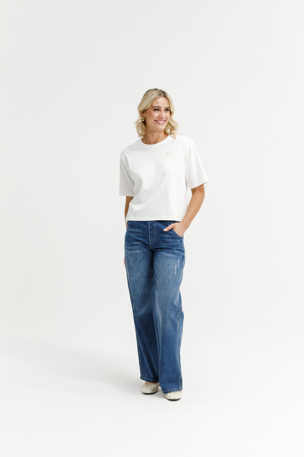 Coming Soon - Becky Tee - Ivory with Peach Parfait X