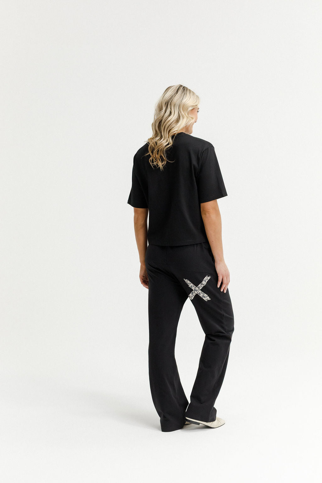 Coming Soon - Avenue Pants - Black with Graphite Daisy X