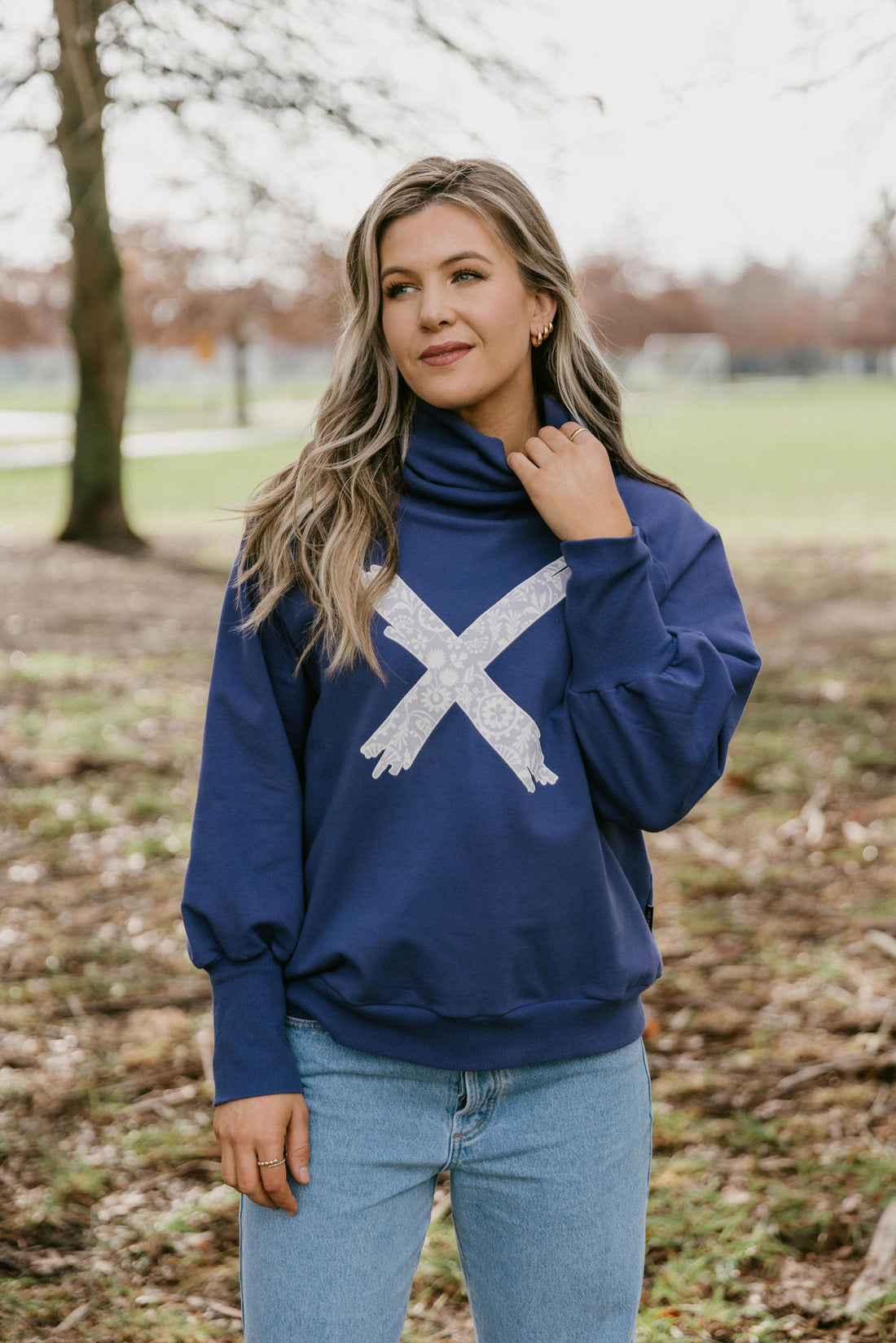 Alpine Warmer - Alpine Weight - Hyacinth with Lilac Damask X