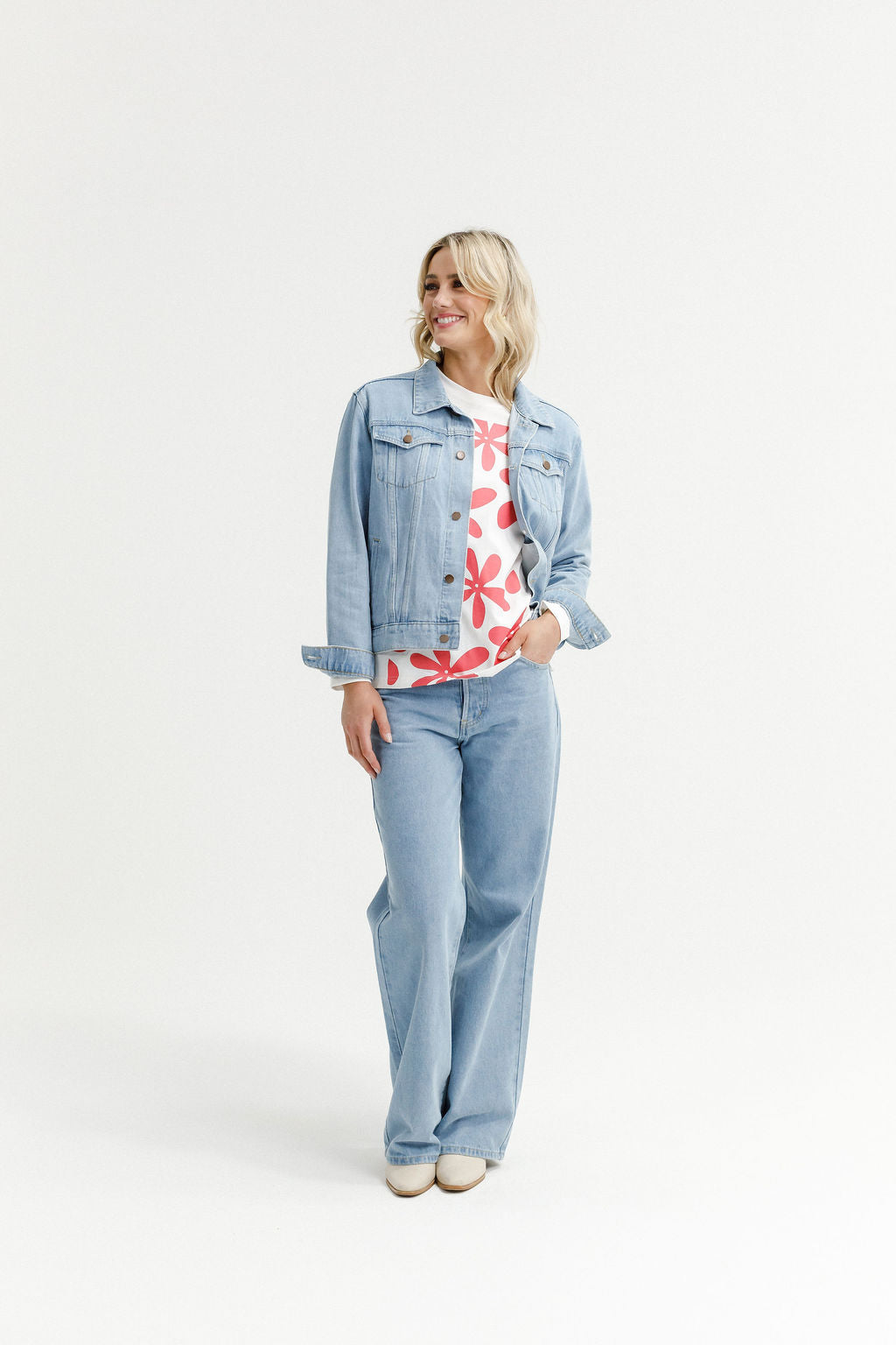 Long Sleeve Chris Tee - Coral Daisies
