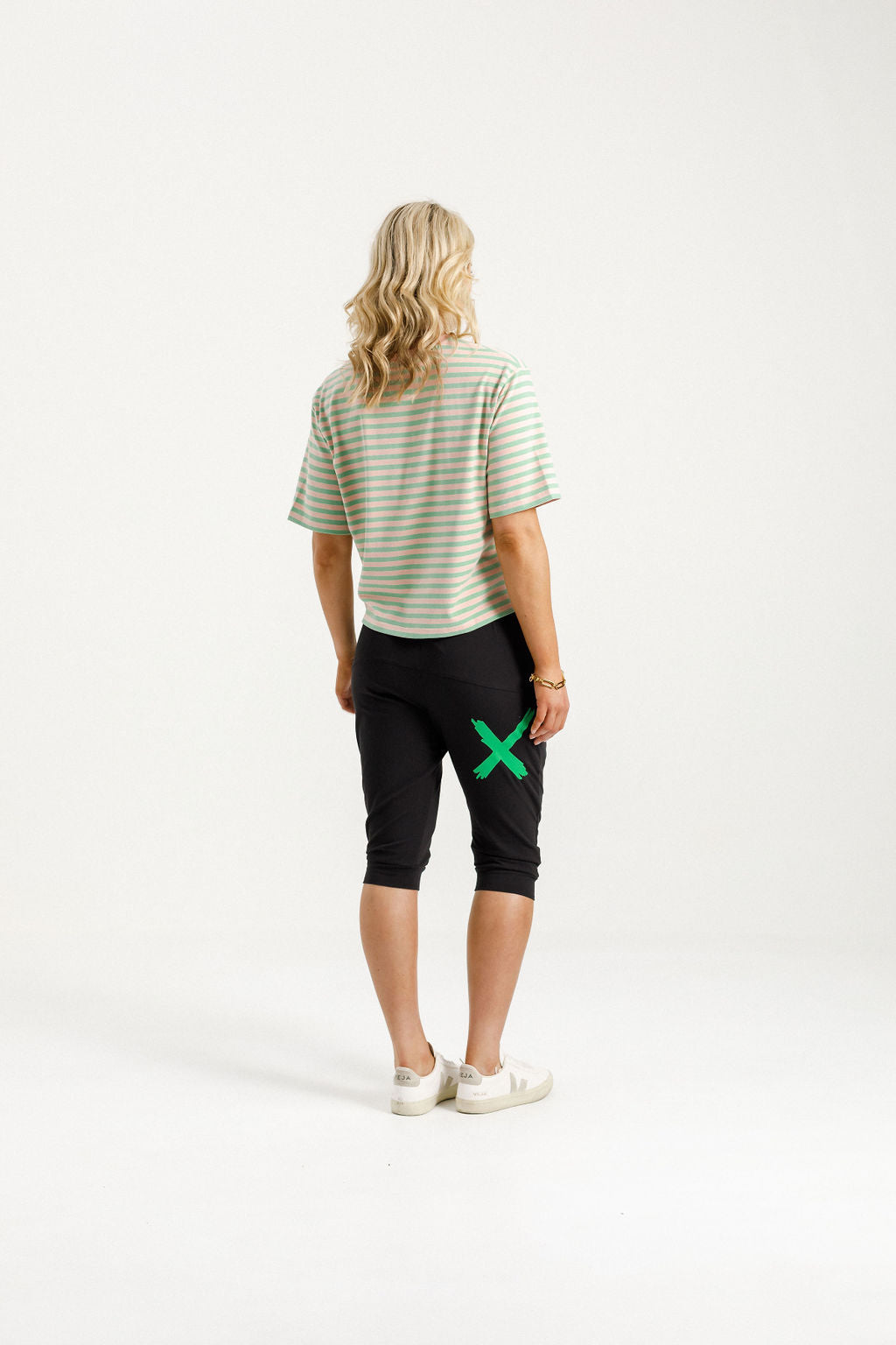 3/4 Apartment Pants - Black with Kelly Green X