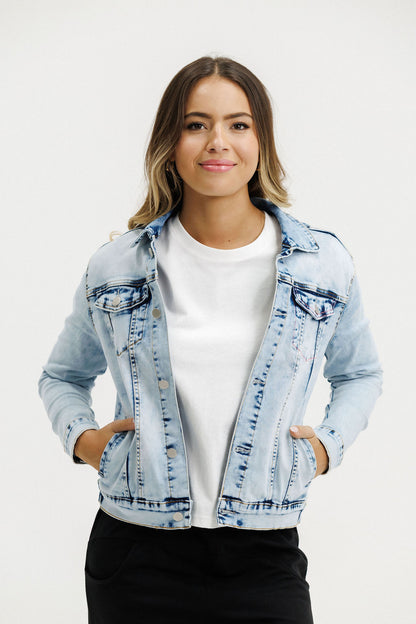 Classic Denim Jacket - Snow Wash