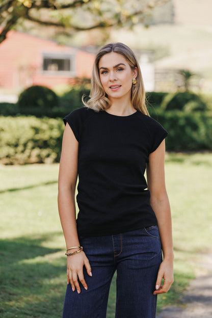 Ribbed Raglan Tee - Black