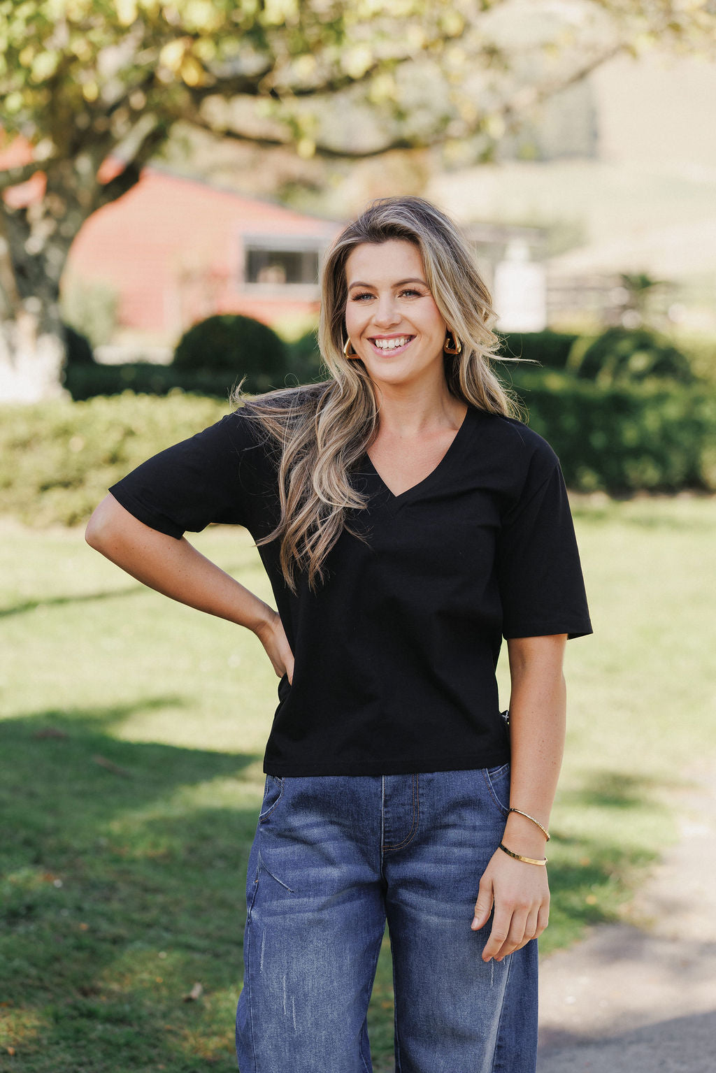V Neck Tee - Black