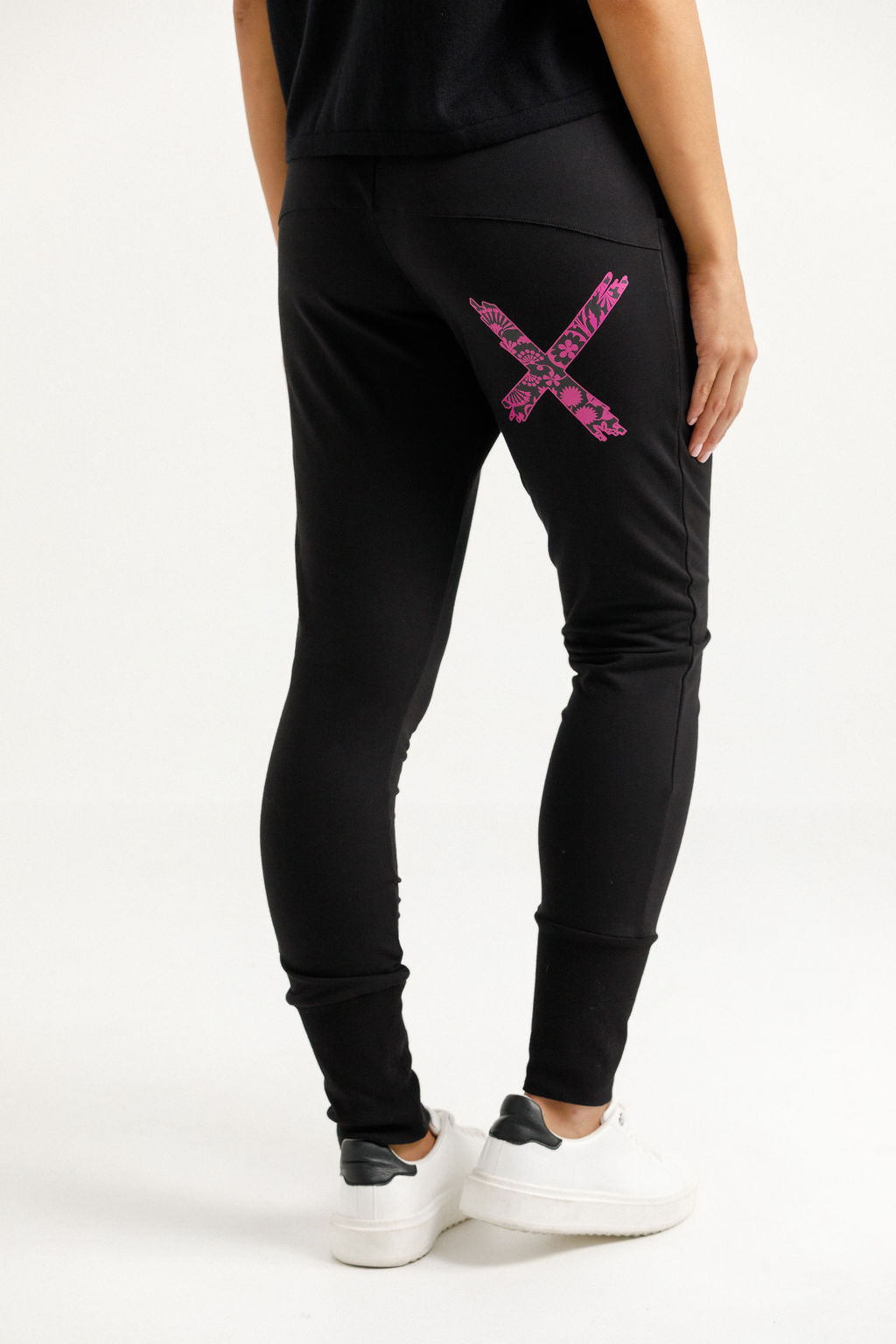 Apartment Pants - Winter Weight - Black with Orchid Damask X