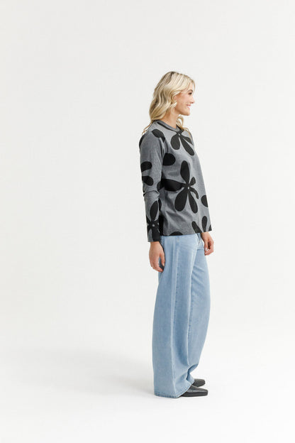 Long Sleeve Chris Tee - Graphite Daisies