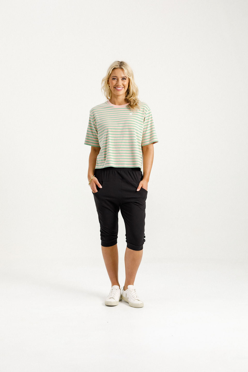 3/4 Apartment Pants - Black with Kelly Green X