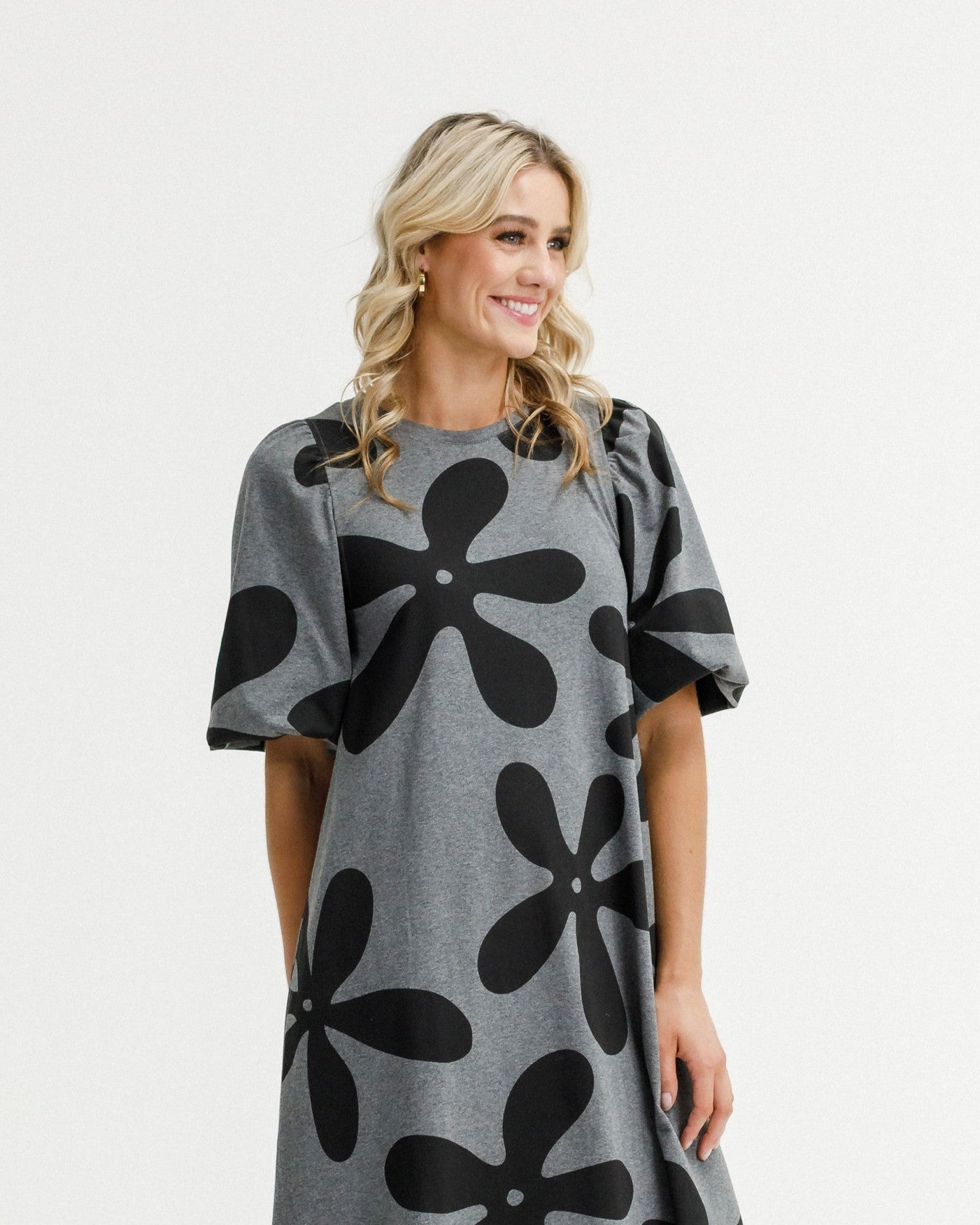 Ivy Midi Dress - Graphite Daisies