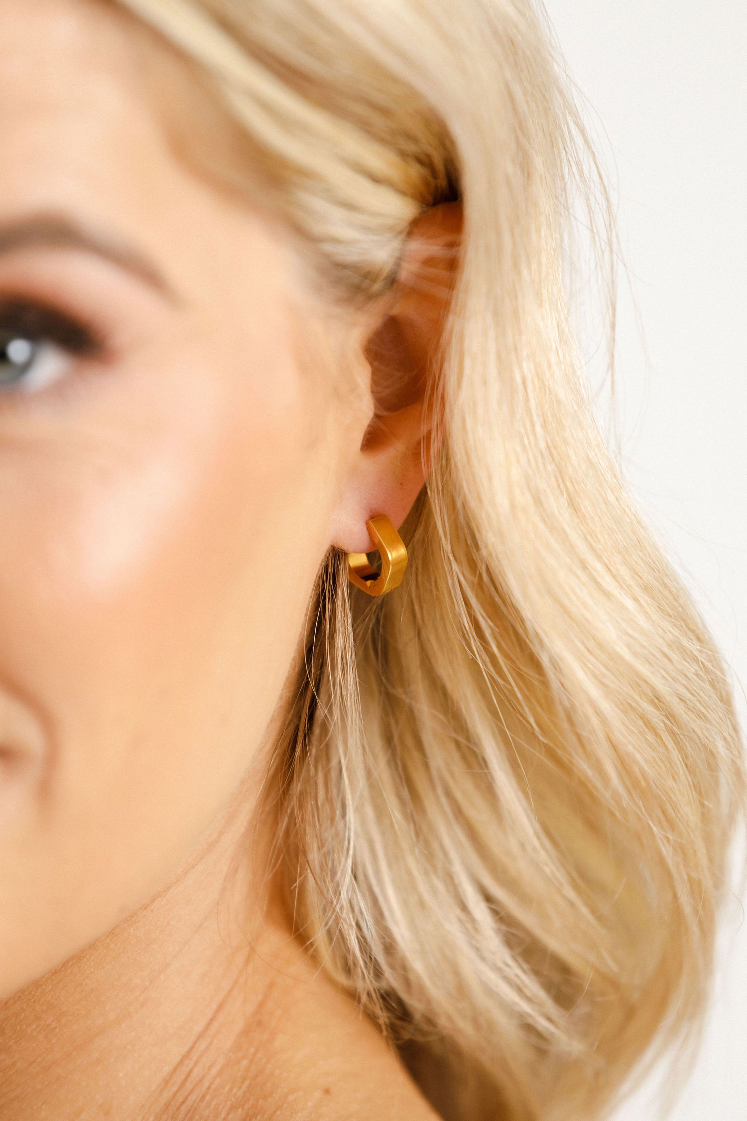 MICHAELEE EARRINGS - Gold