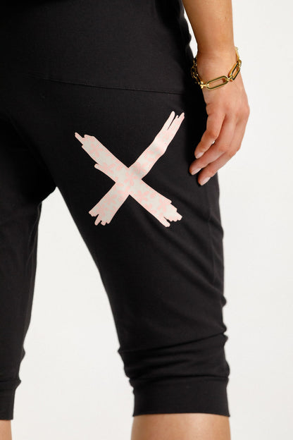 Coming Soon - 3/4 Apartment Pants - Black with Blossom Daisy X