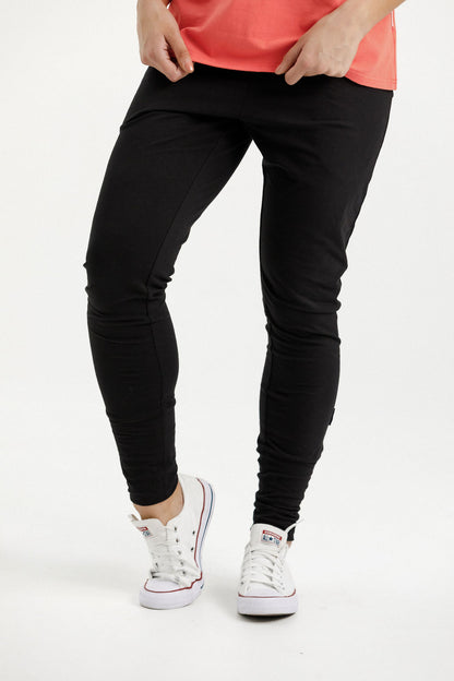 Apartment Pants - Black with Berry X