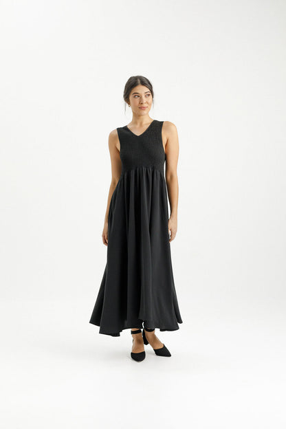 Gwen Dress - Black