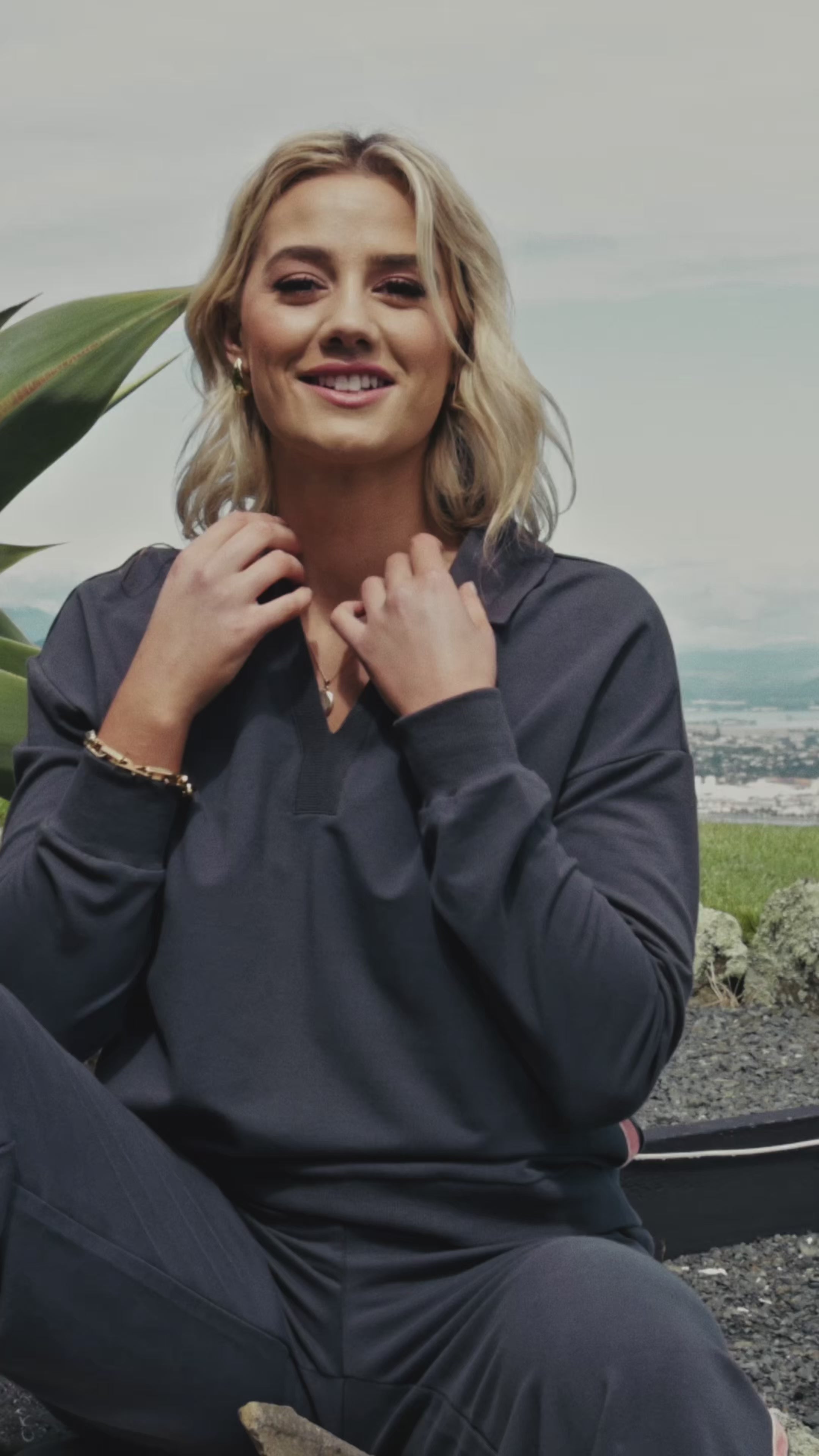 Camilla Collar Crew - Graphite with Blossom Velvet Ribbon