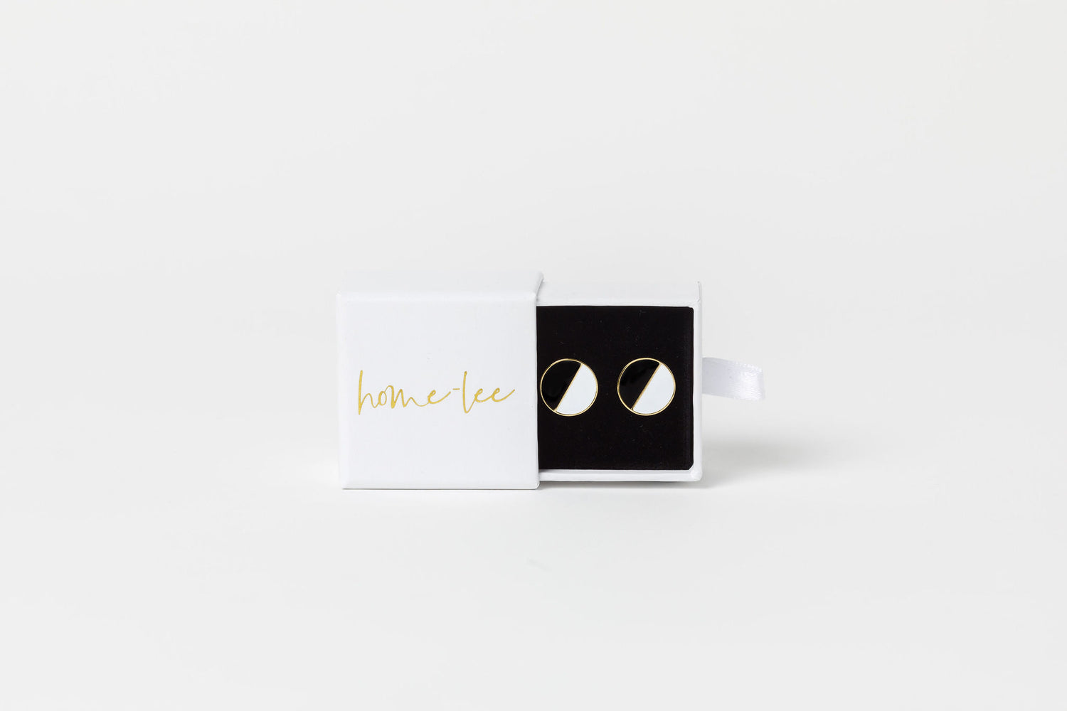 Studs - Dot - White/Black
